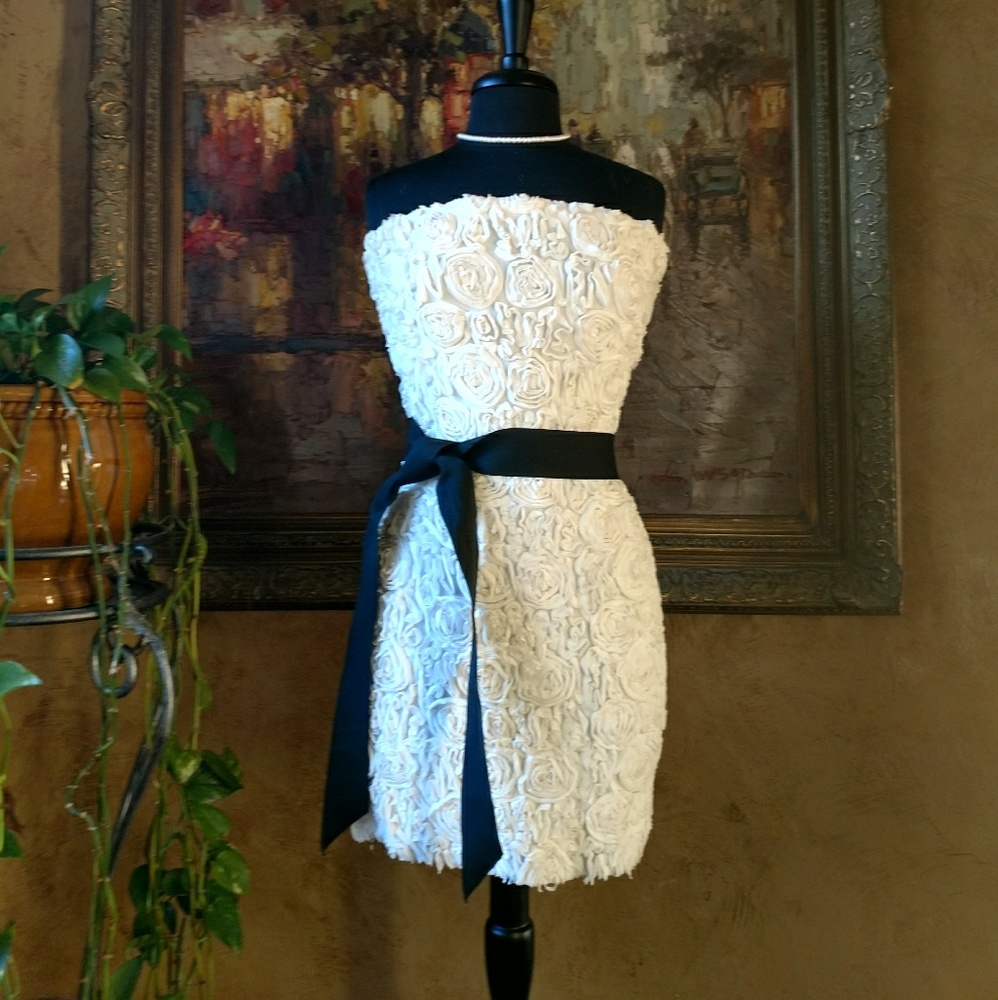 Miss Me Strapless Rose Bud Dress View 5
